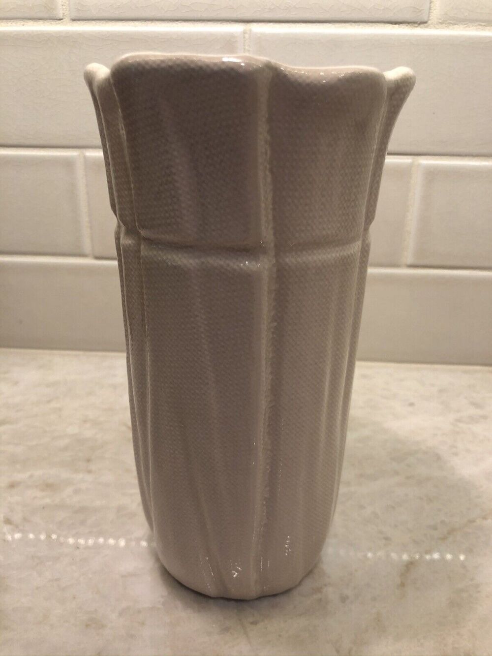 Vintage Maia Rubel & Co Art Pottery White Textured Vase 8" Japan